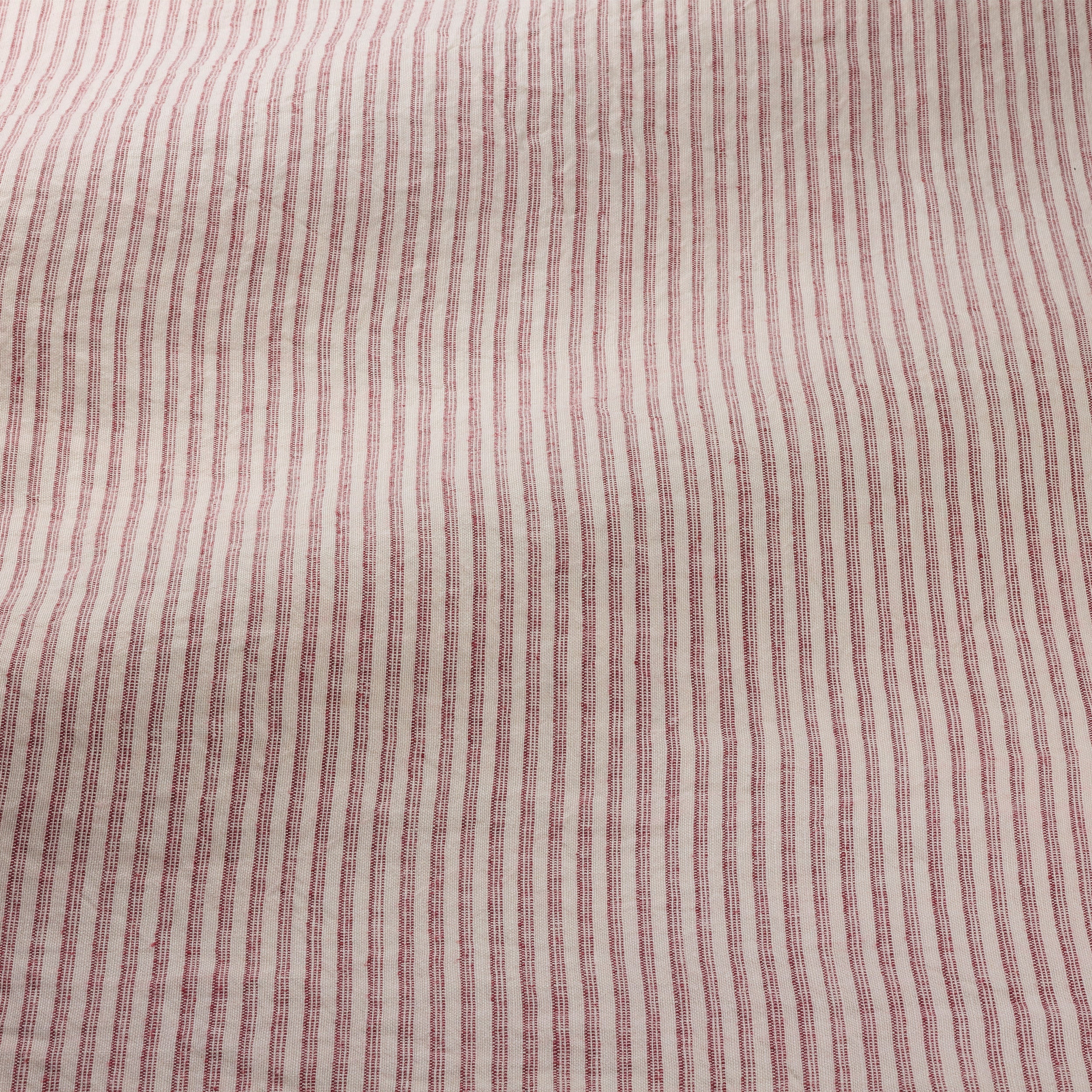 Cascais Garnet and Ivory Stripe (13 cm x 15 cm)